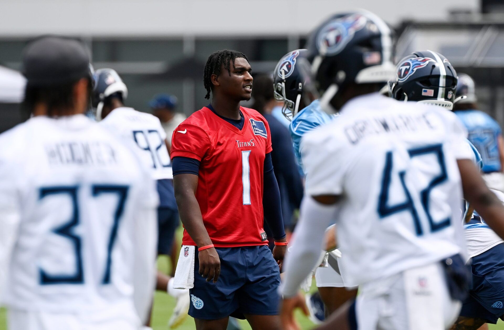 Tennessee Titans quarterback Cam Ward (1) warms up during an NFL football minicamp camp practice at Ascension Saint Thomas Sports Park Thursday, June 12, 2025, in Nashville, Tenn.