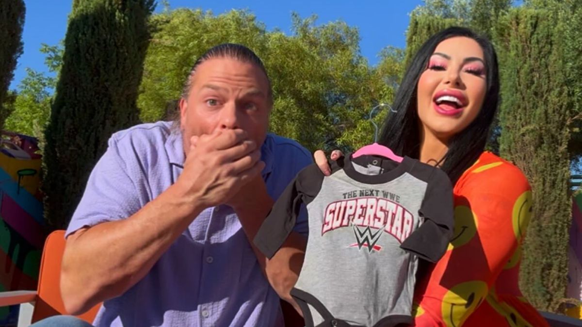 WWE Legend Rob Van Dam And Wife Katie Forbes Announce Pregnancy