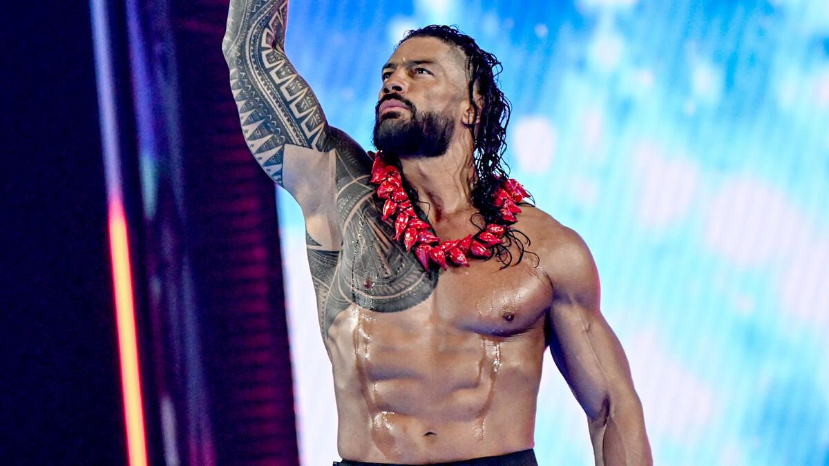 Hall of Famer Speaks Out on Roman Reigns’ Current Treatment, Accuses WWE of Trying to Erase the Bloodline