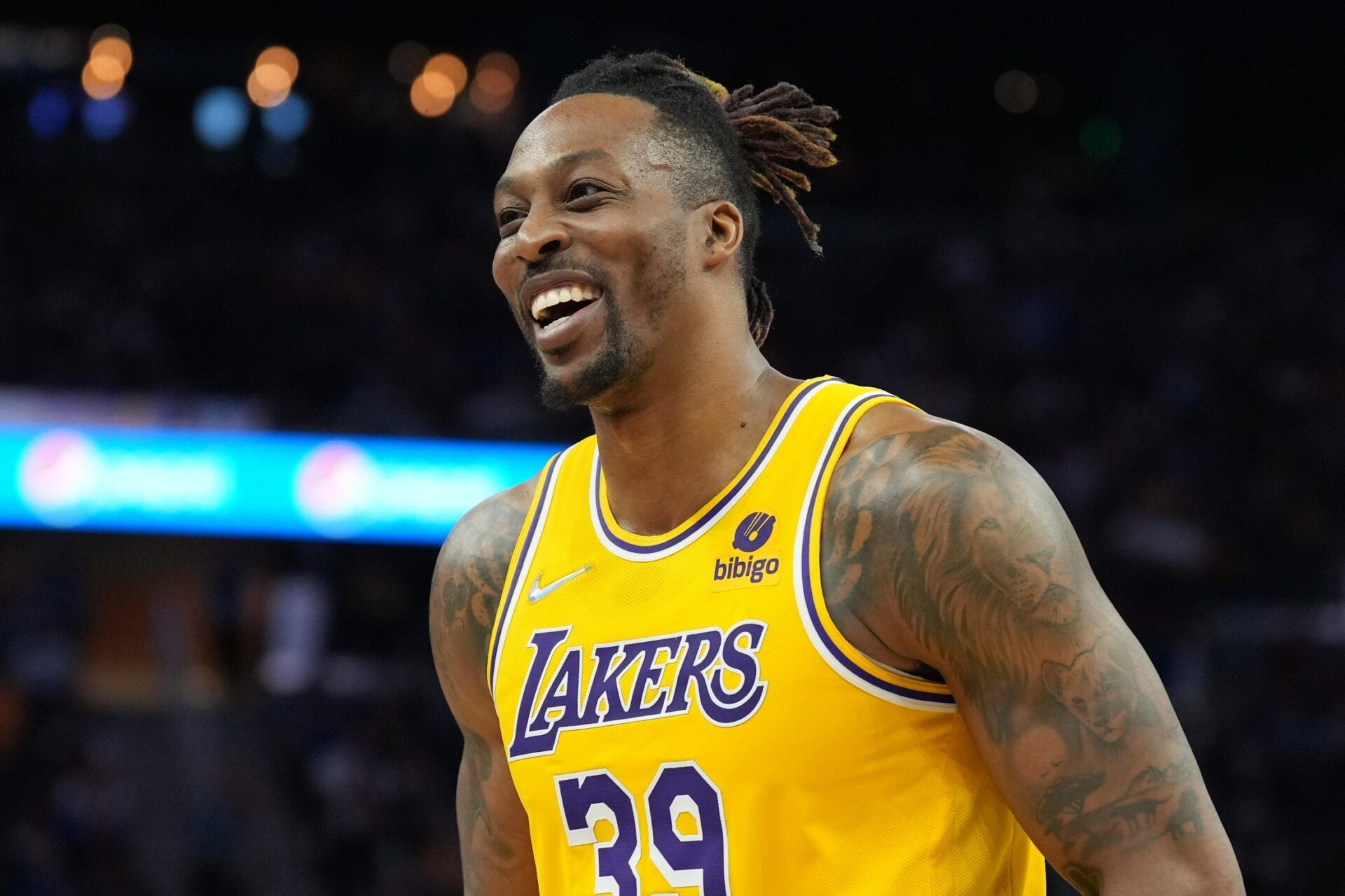 Los Angeles Lakers center Dwight Howard (39) during the fourth quarter against the Golden State Warriors at Chase Center.
