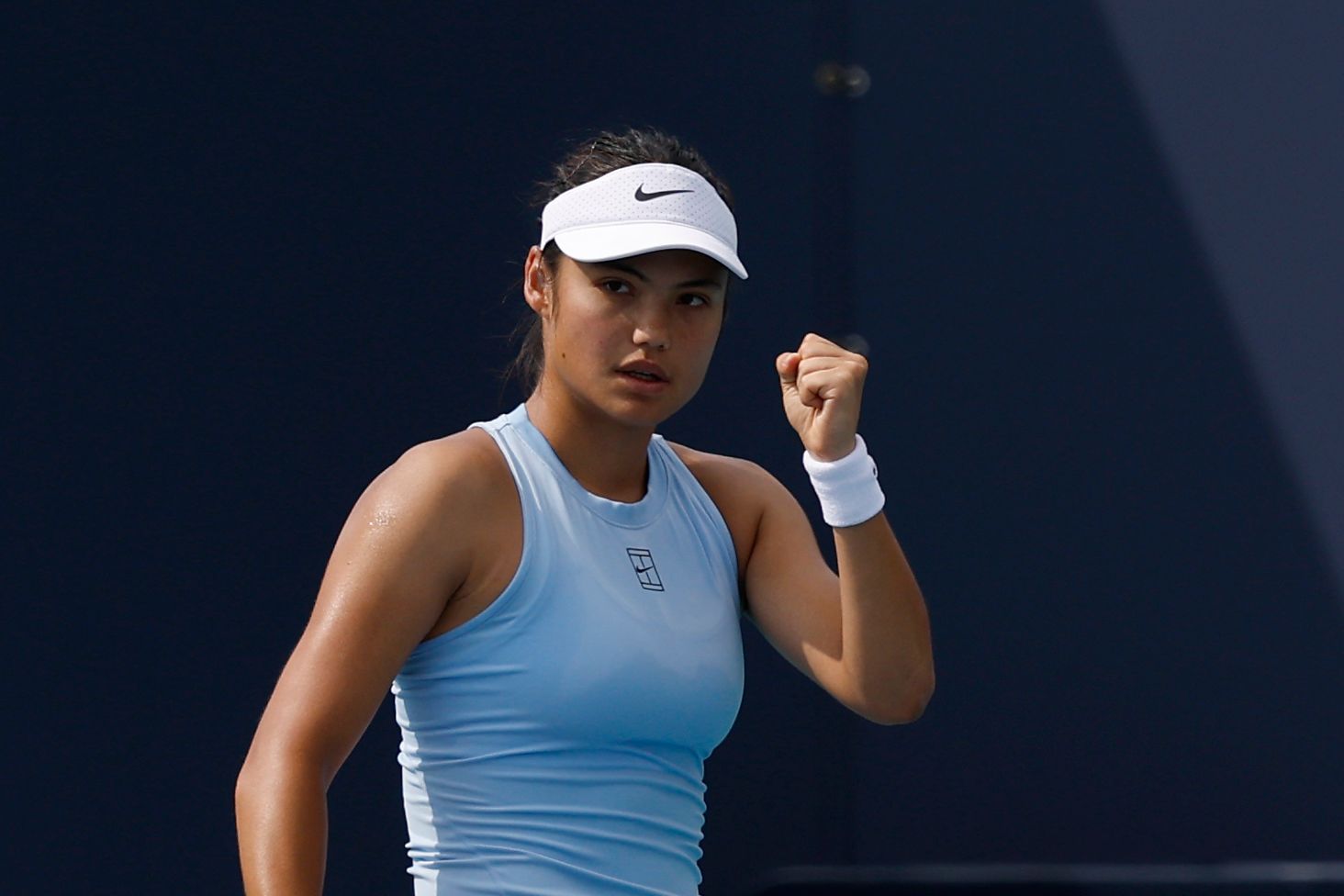 Emma Raducanu and Others Draw Reactions From Tennis Community After Selling Out Stadium at Queen’s Club Upon Historic Return
