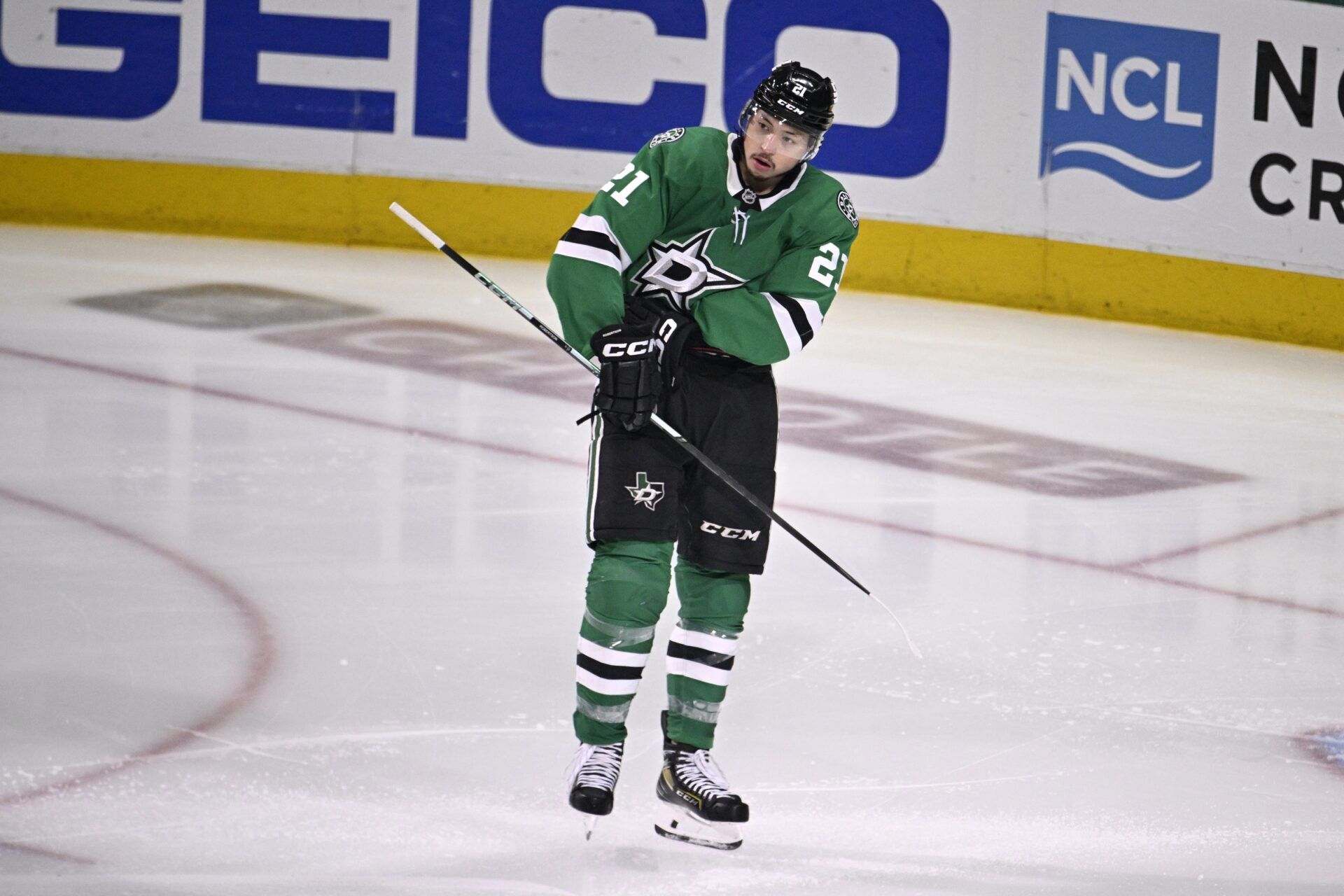 Dallas Stars left wing Jason Robertson (21) during the third period in game five of the Western Conference Final of the 2025 Stanley Cup Playoffs at American Airlines Center.