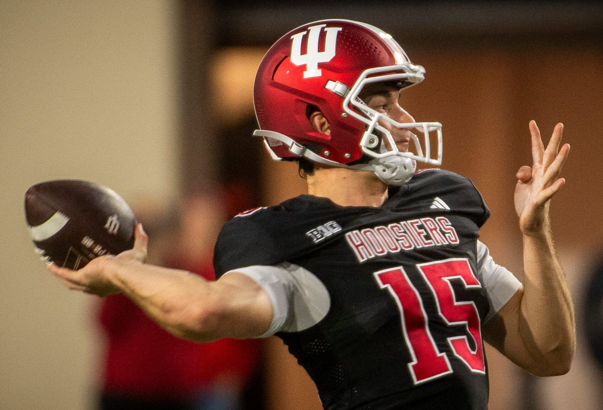 Indiana's Fernando Mendoza (15) passes during the Indiana football spring game at Memorial Stadium on Thursday, April 17, 2025.