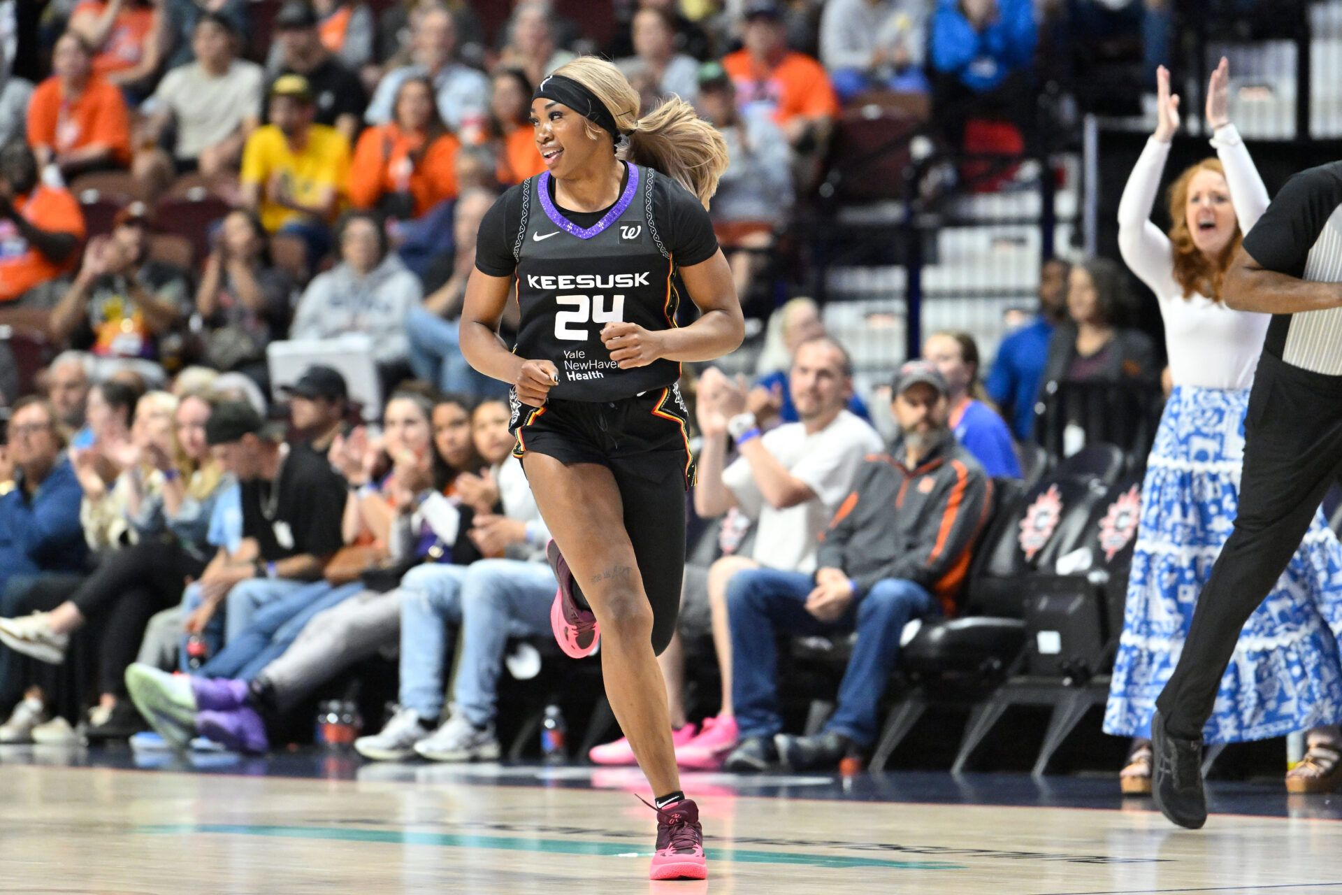 Connecticut Sun forward Aneesah Morrow (24) reacts to game action during the second half against the Phoenix Mercury at Mohegan Sun Arena.