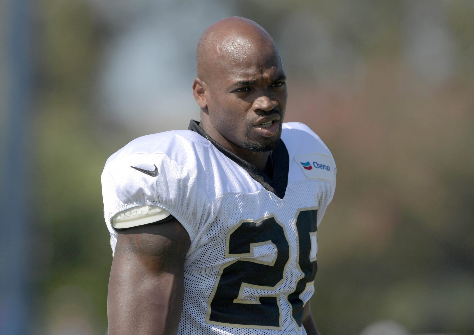 New Orleans Saints quarterback Adrian Peterson (28) reacts during practice at the Jack Hammett Sports Complex.