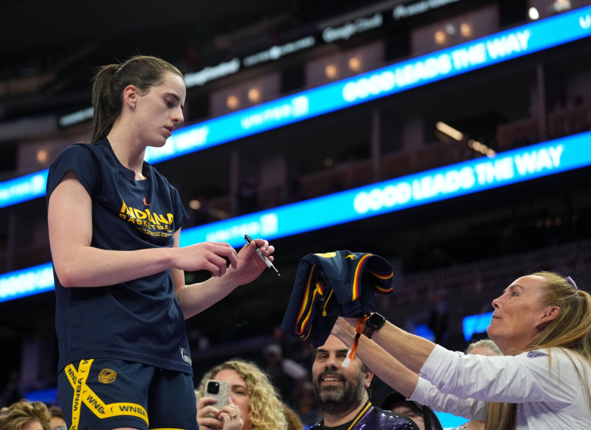 WATCH: Fever Star Caitlin Clark Goes Viral for Wholesome Fan Interactions  in Bay Area
