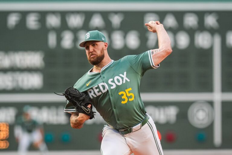 Boston Red Sox pitcher Garrett Crochet (35) throws a pitch against the New York Yankees in the first inning at Fenway Park.
