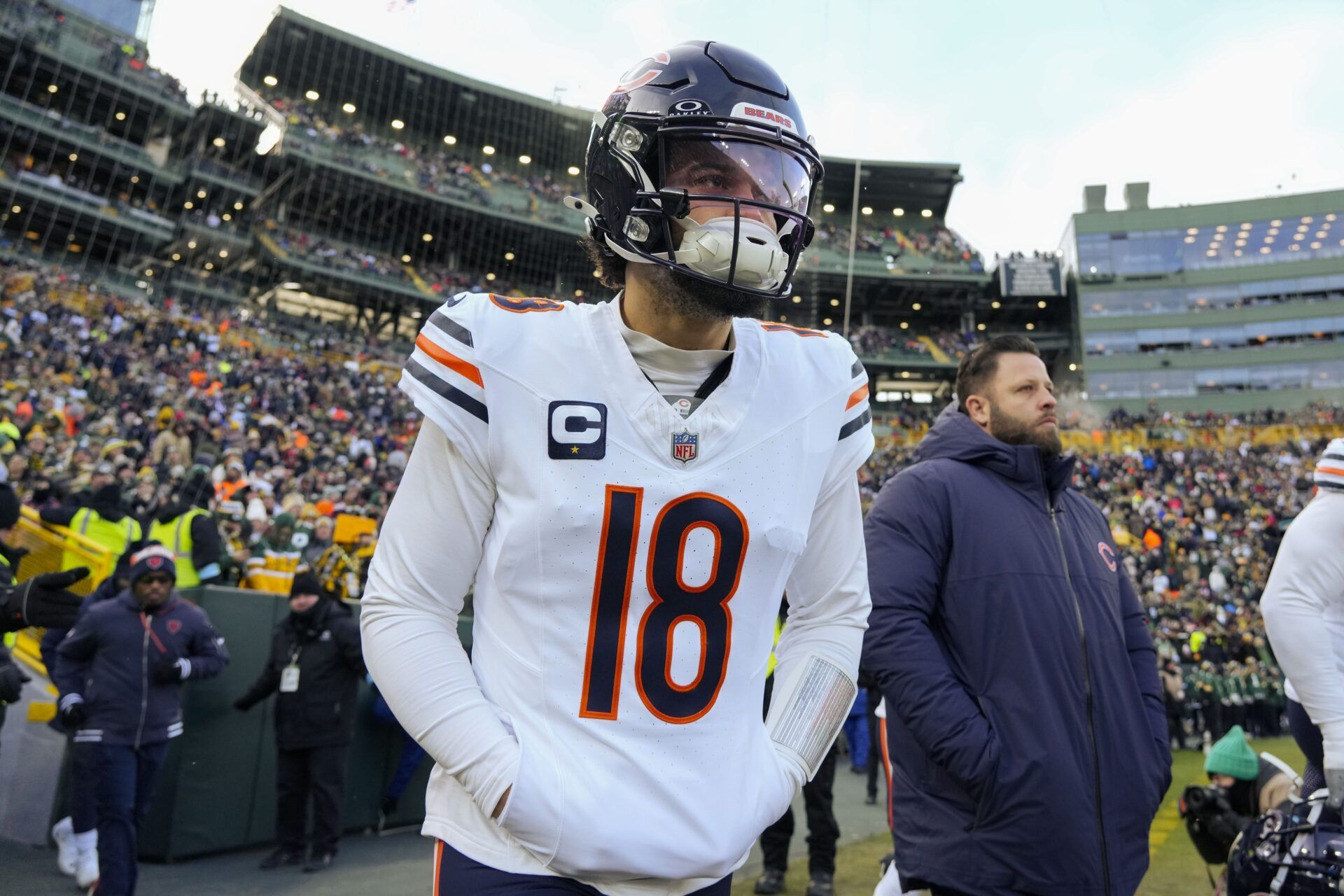 Chicago Bears quarterback Caleb Williams (18) prior to the game against the Green Bay Packers at Lambeau Field.