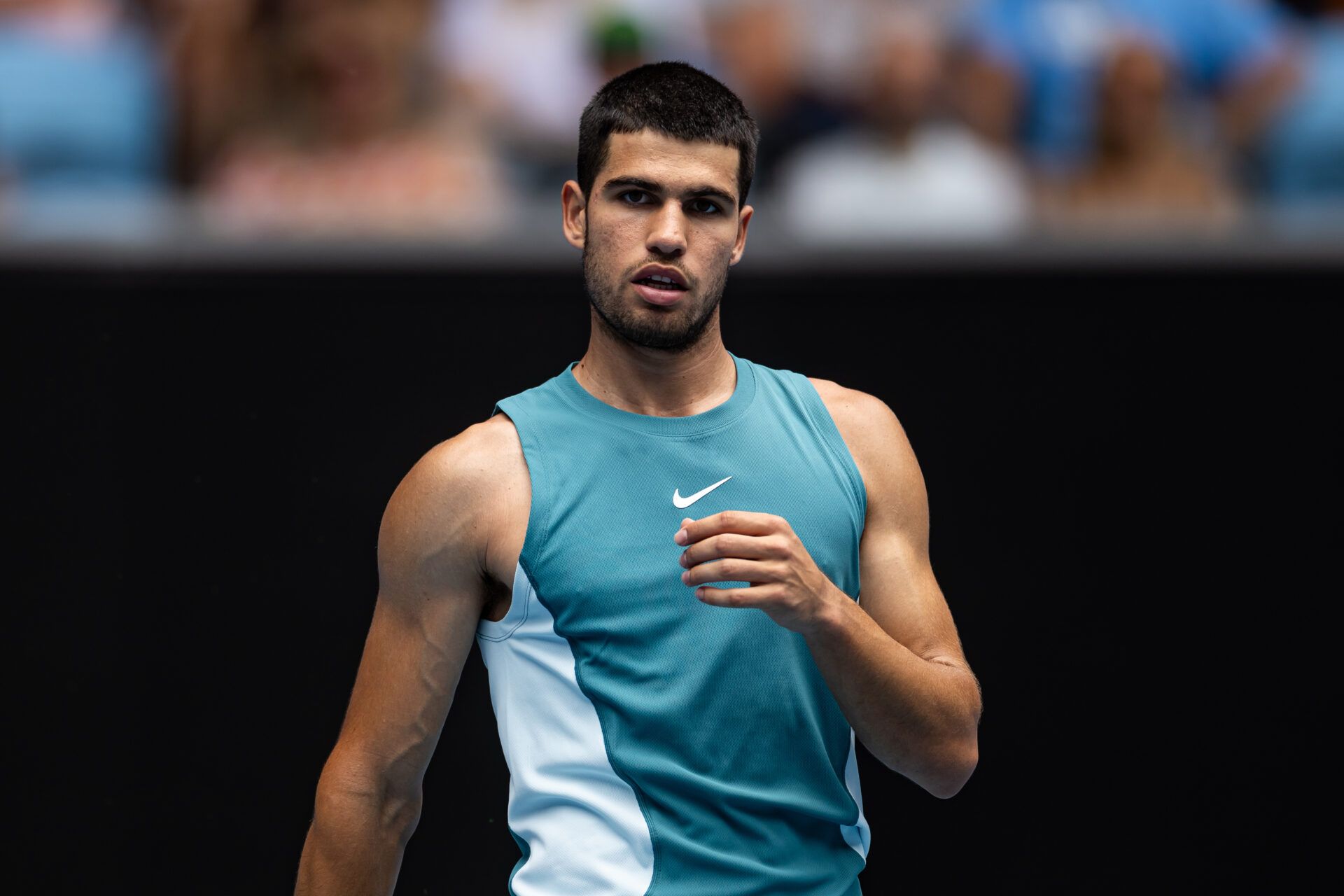Carlos Alcaraz will lock horns with Jiří Lehečka in his second Queen's Club Championships final.