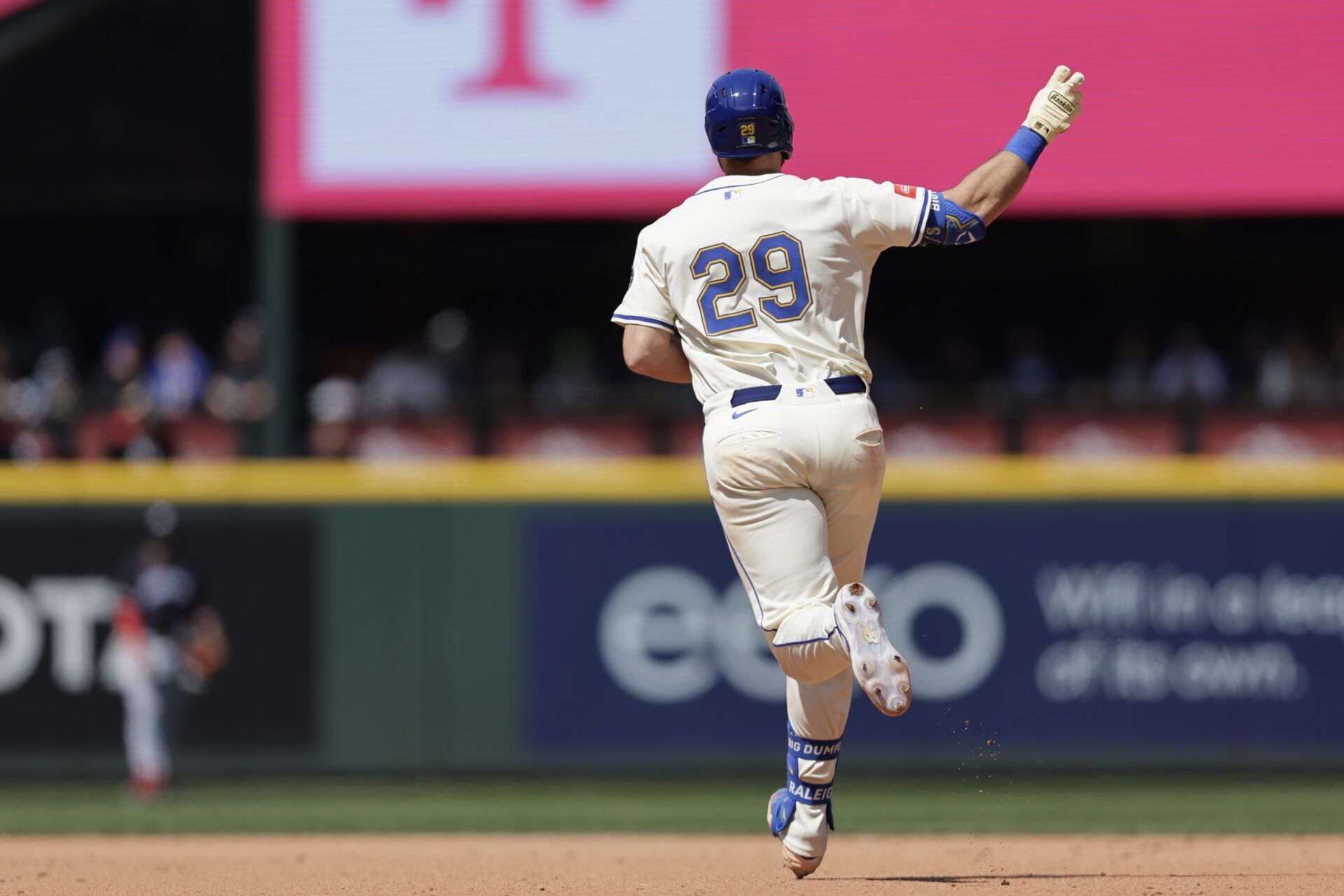 Cal Raleigh Leaves Legends Behind as His Record-Breaking Season Rewrites  What's Possible for Catchers