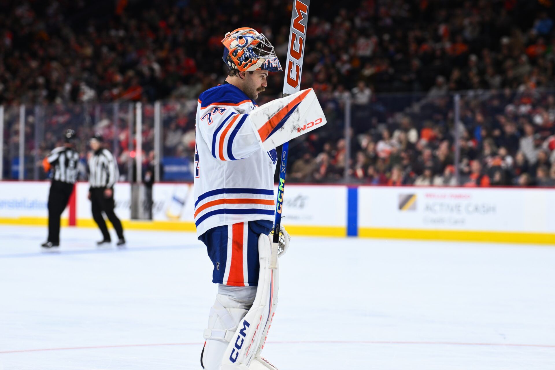 Edmonton Oilers goalie Stuart Skinner (74) looks on against the Philadelphia Flyers in the third period at Wells Fargo Center.