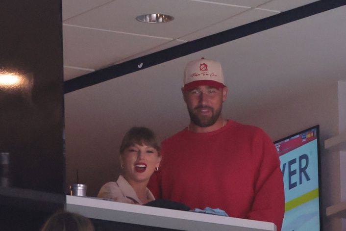 American singer-songwriter Taylor Swift and Kansas City Chiefs Travis Kelce are in attendance during the game between Edmonton Oilers and Florida Panthers in game four of the 2025 Stanley Cup Final at Amerant Bank Arena. - Credit: Sam Navarro-Imagn Images