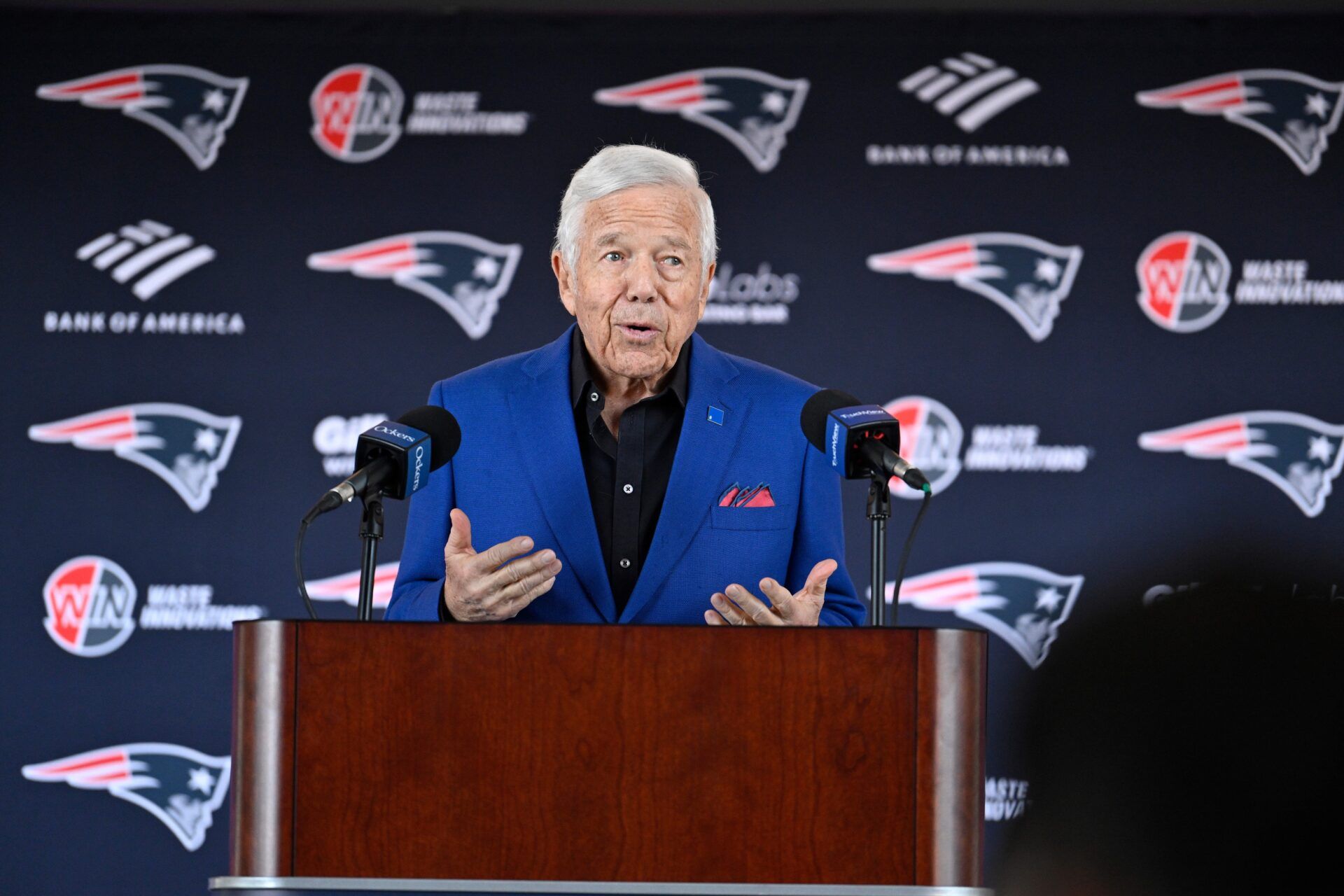 New England Patriots owner Robert Kraft discusses the teams recent free agent additions with the media at Gillette Stadium.