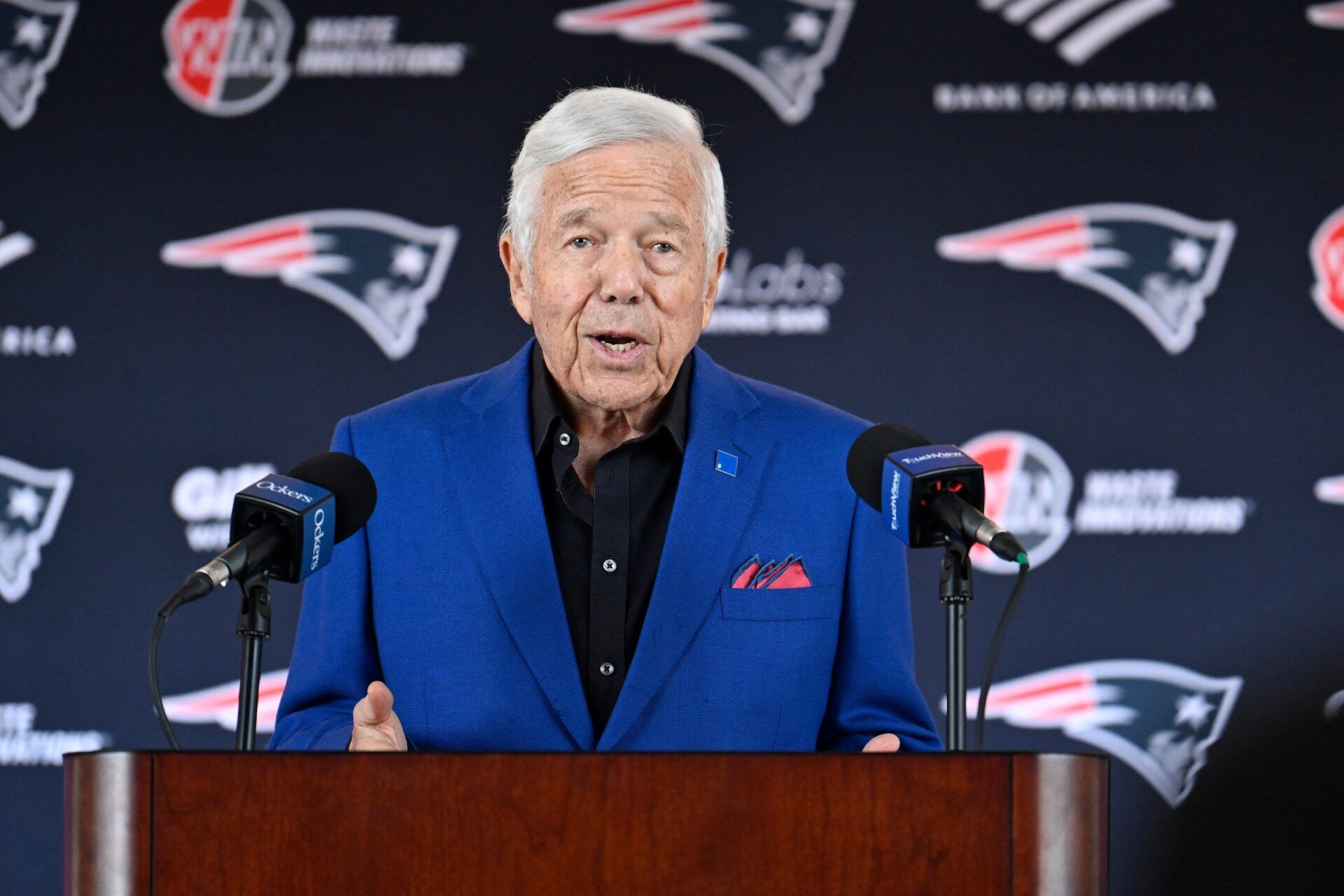 New England Patriots owner Robert Kraft discusses the teams recent free agent additions with the media at Gillette Stadium.