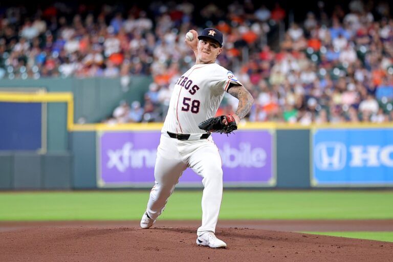 Houston Astros starting pitcher Hunter Brown (58) delivers a pitch against the Philadelphia Phillies during the first inning at Daikin Park.