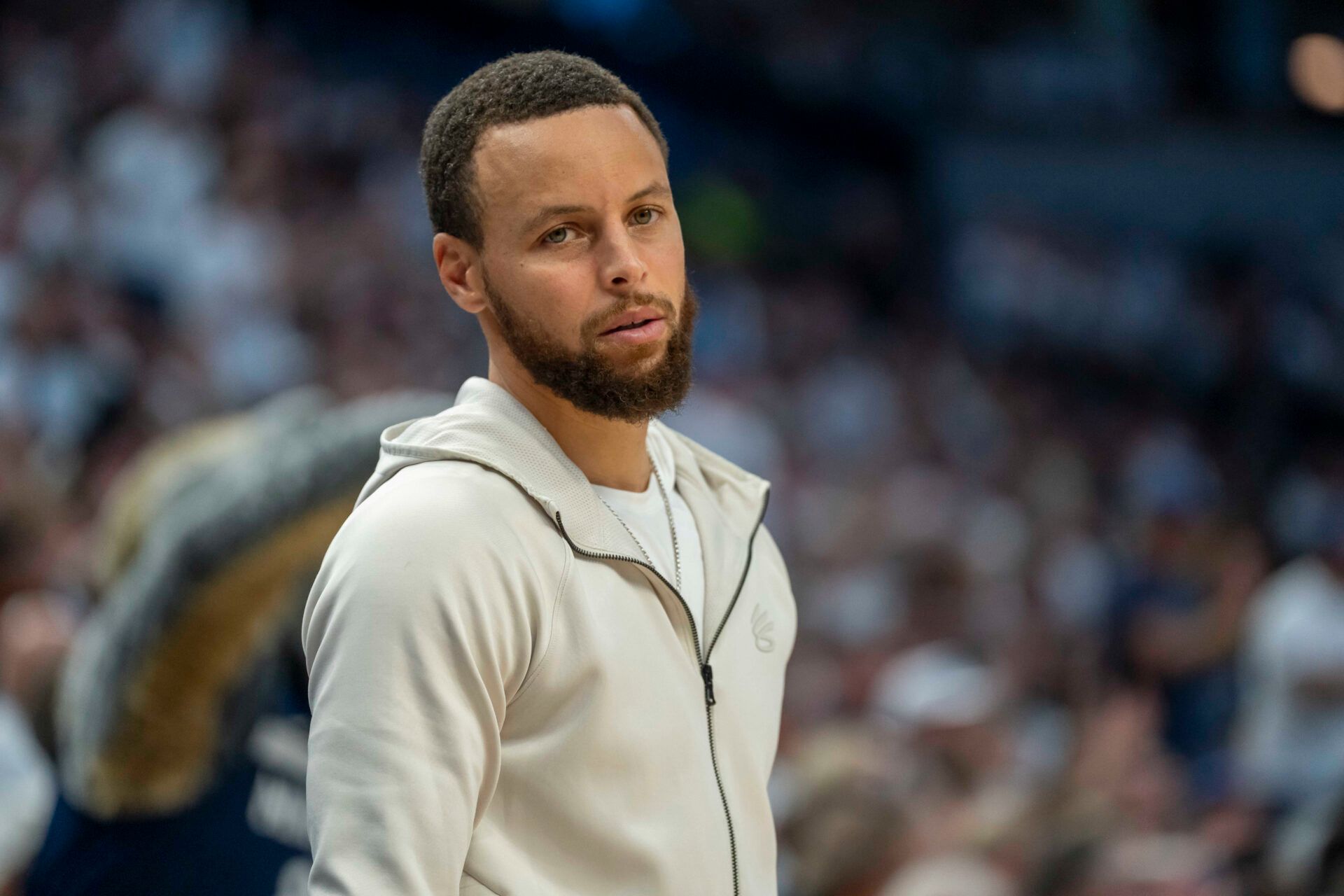 Golden State Warriors guard Stephen Curry (30) looks on against the Minnesota Timberwolves in the second half during game five of the second round for the 2025 NBA Playoffs at Target Center.