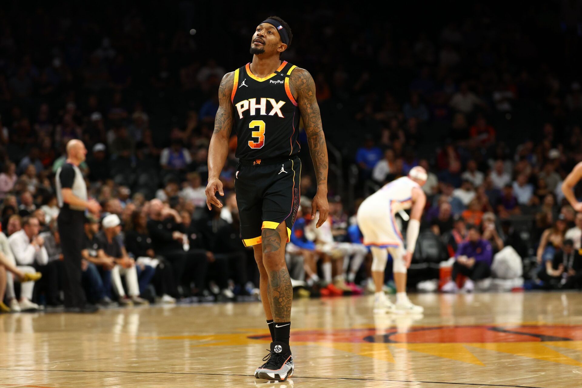 Phoenix Suns guard Bradley Beal (3) reacts against the Oklahoma City Thunder during the second half at Footprint Center.