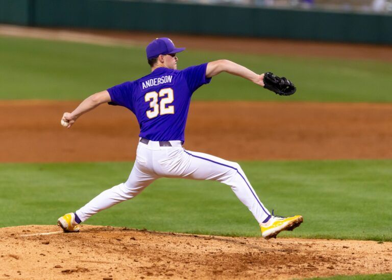 Tigers starting pitcher Kade Anderson 32 on the mound as LSU Tigers take on Alabama Baseball in Baton Rouge, LA. Thursday, April 17, 2025.