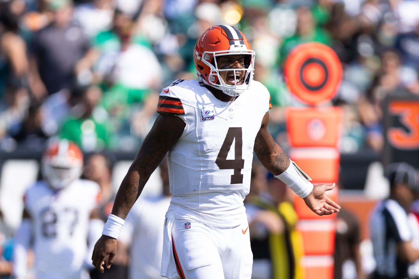 Cleveland Browns quarterback Deshaun Watson (4) reacts to a play against the Philadelphia Eagles during the first quarter at Lincoln Financial Field.