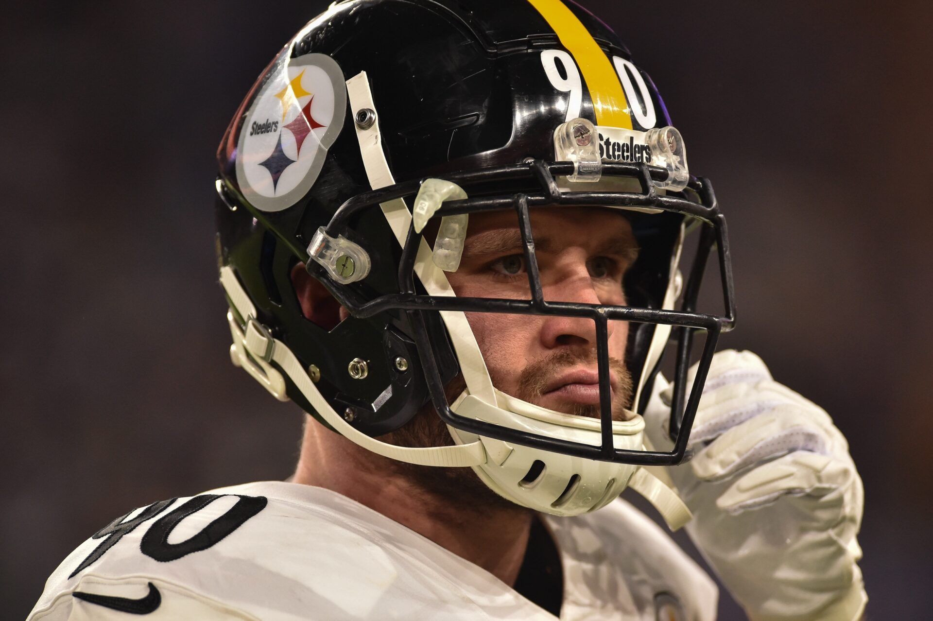 Pittsburgh Steelers outside linebacker T.J. Watt (90) looks on before the game gainst the Minnesota Vikings at U.S. Bank Stadium.