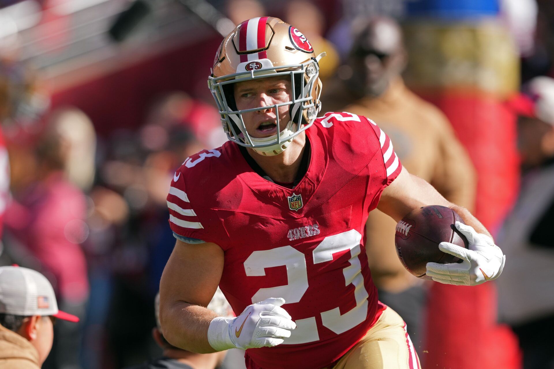 San Francisco 49ers running back Christian McCaffrey (23) warms up before the game against the Tampa Bay Buccaneers at Levi's Stadium.