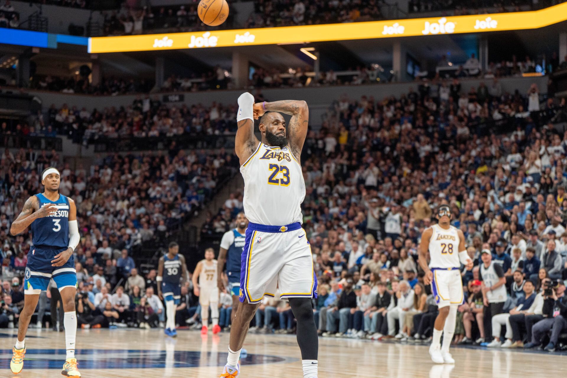 Los Angeles Lakers forward LeBron James (23) throws the ball over his head after a backcourt violation against the Los Angeles Lakers in the third quarter during game four of first round for the 2025 NBA Playoffs at Target Center.