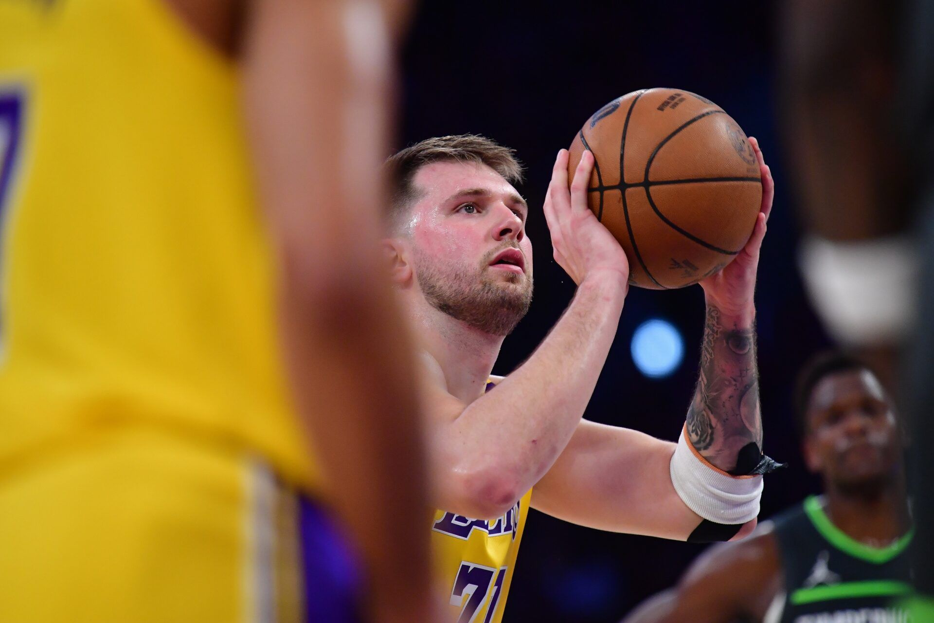 Los Angeles Lakers guard Luka Doncic (77) shoots a free throw against the Minnesota Timberwolves during the first half in game five of first round for the 2025 NBA Playoffs at Crypto.com Arena.