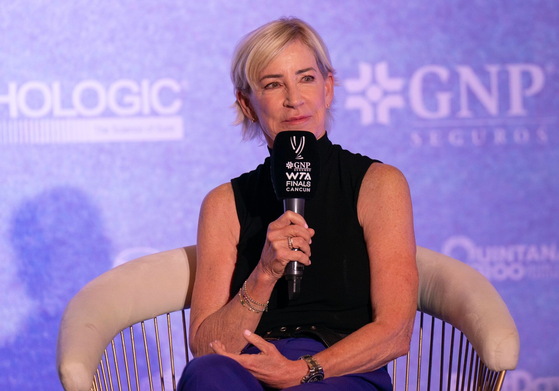 Chris Evert Fires Back at Accusation That She Focused on Emma Raducanu