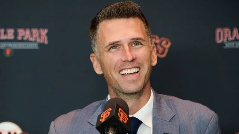 Buster Posey’s Selfless Move to Protect Giants Locker Room During Brutal Stretch Revealed by Broadcaster