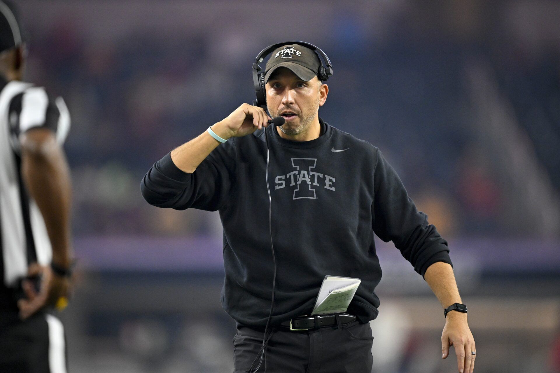 Iowa State Cyclones head coach Matt Campbell during the game between the Iowa State Cyclones and the Arizona State Sun Devils at AT&T Stadium.