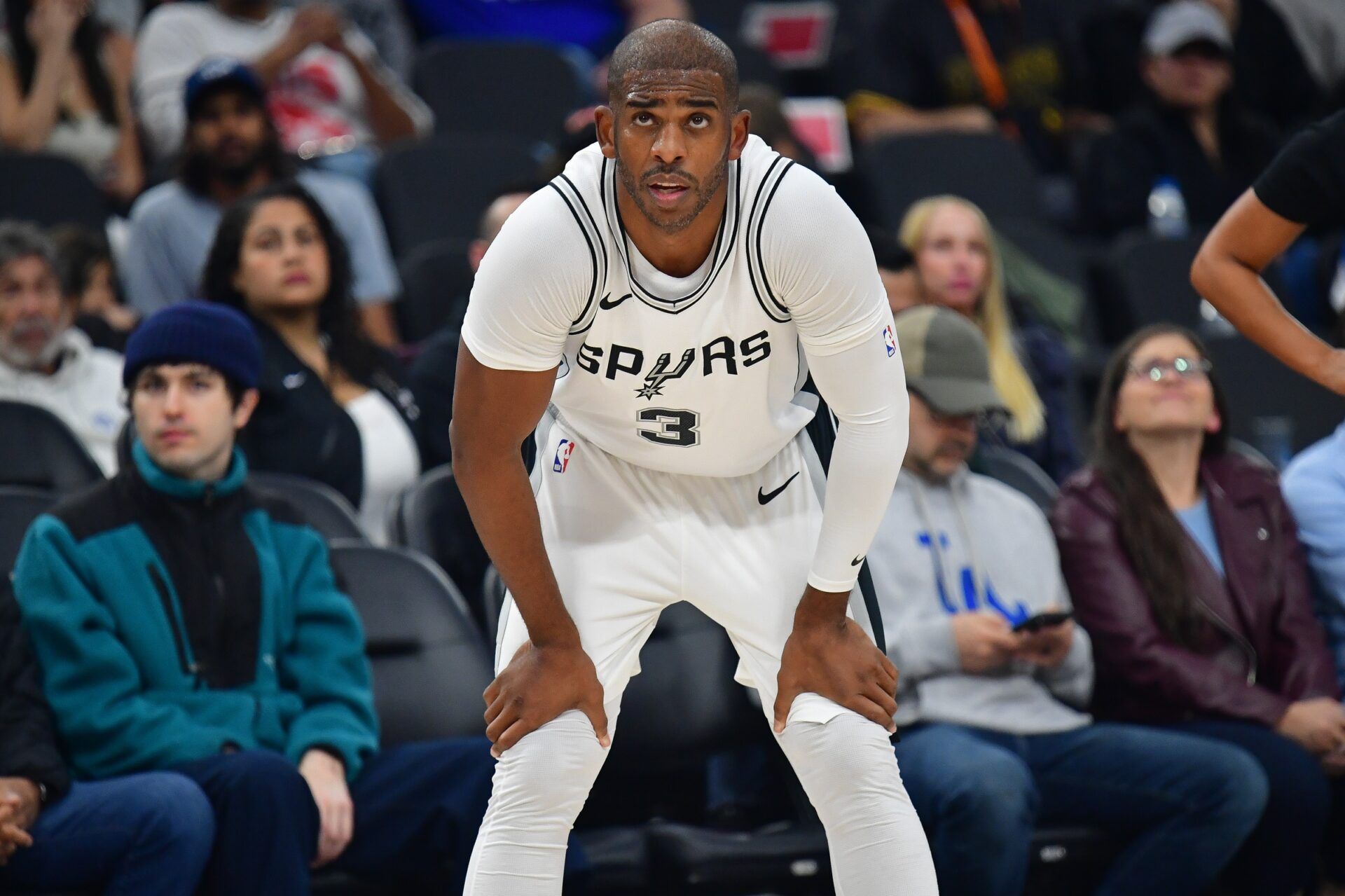 San Antonio Spurs guard Chris Paul (3) during the first half at Intuit Dome.