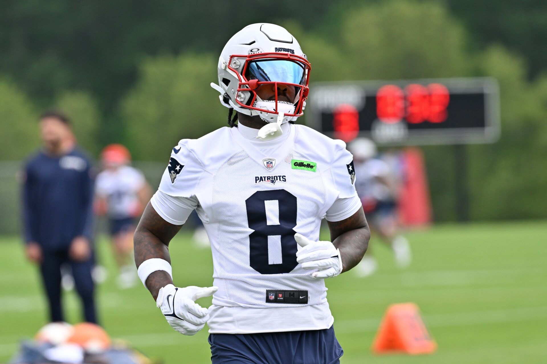 New England Patriots wide receiver Stefon Diggs (8) participates in minicamp at Gillette Stadium.