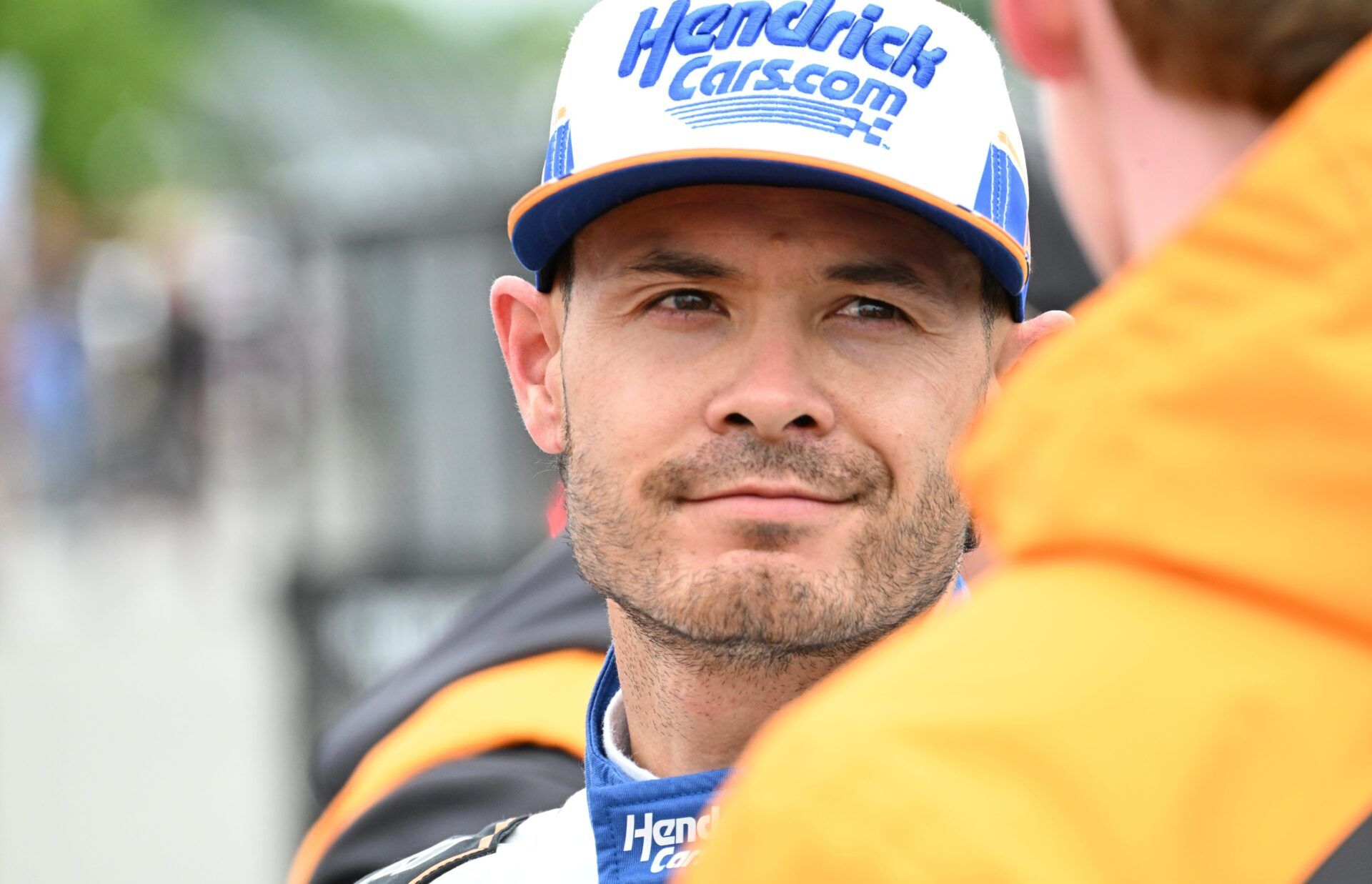 Arrow McLaren driver Kyle Larson (17) is seen talking in the garage area after a crash on Lap 91 on Sunday, May 25, 2025, during the 109th running of the Indianapolis 500 at Indianapolis Motor Speedway. IMAGN