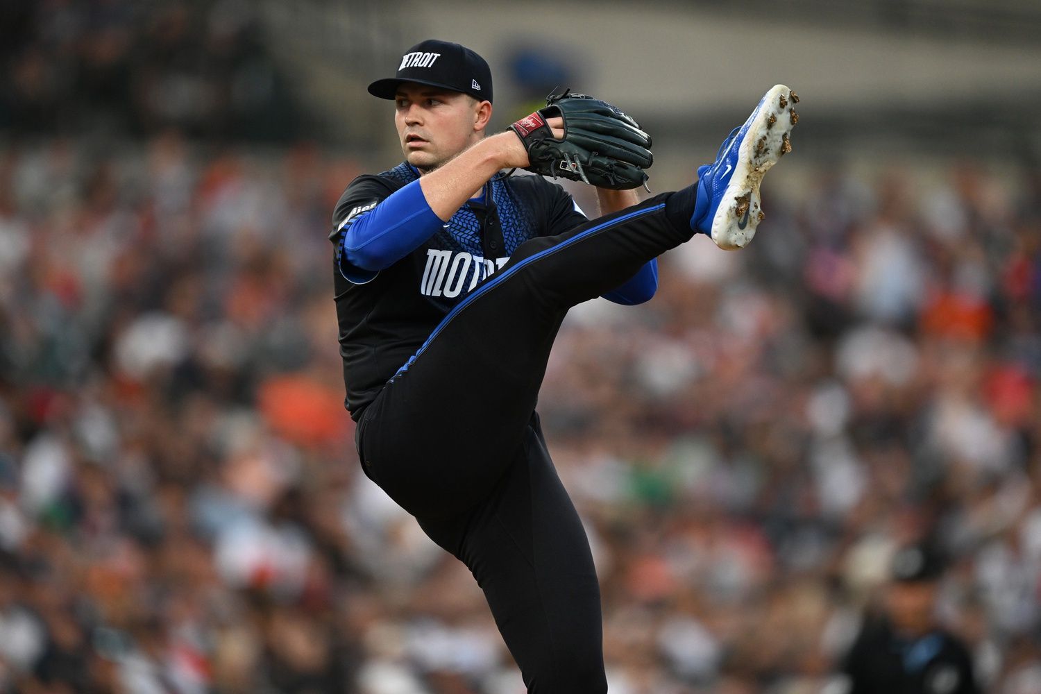 Detroit Tigers starting pitcher Tarik Skubal (29) throws a pitch against the Seattle Mariners in the fifth inning at Comerica Park.