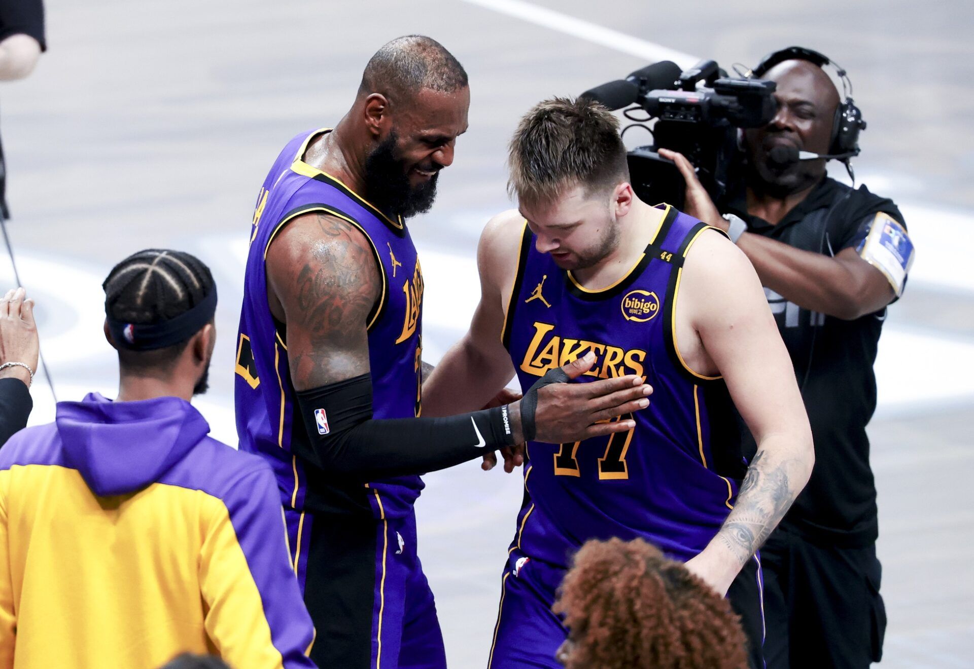 Charles Barkley Warns LeBron James That Lakers Are Luka Dončić's Team Now  As Trade Rumors Swirl
