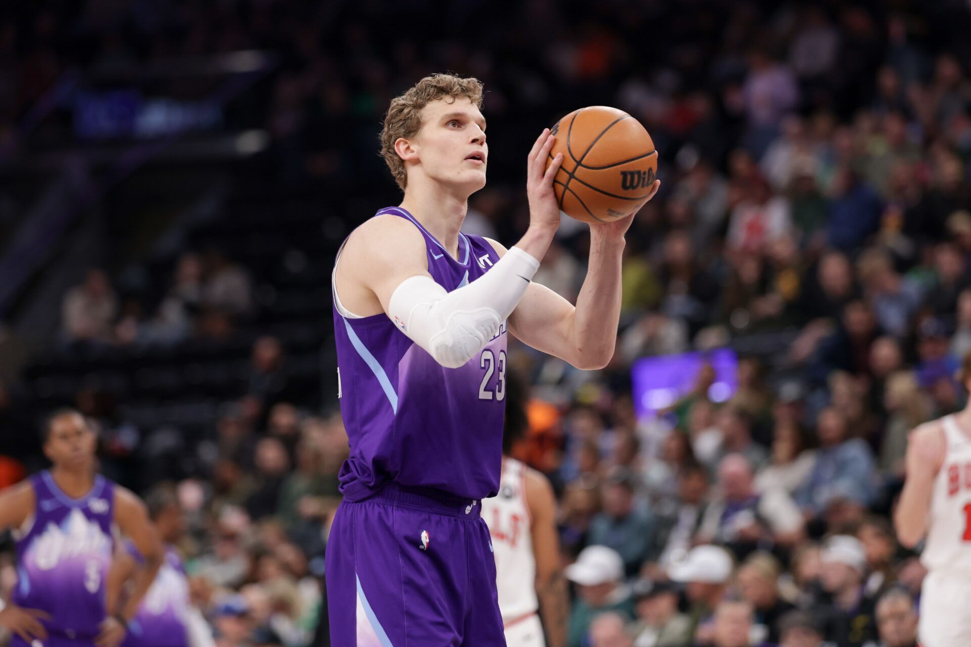 Utah Jazz forward Lauri Markkanen (23) shoots a technical free throw during the first quarter against the Chicago Bulls at Delta Center.