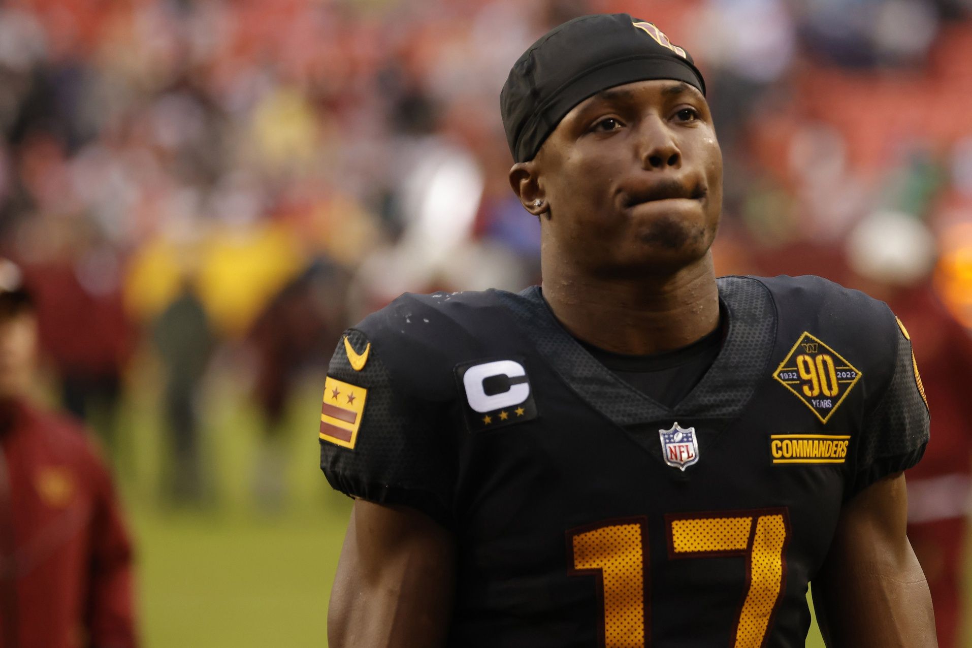 Washington Commanders wide receiver Terry McLaurin (17) walks off the field after the Commanders' game against the Atlanta Falcons at FedExField.