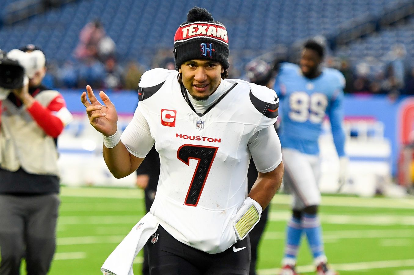 Houston Texans quarterback C.J. Stroud (7) waves to the crowd against the Tennessee Titans during the second half at Nissan Stadium.