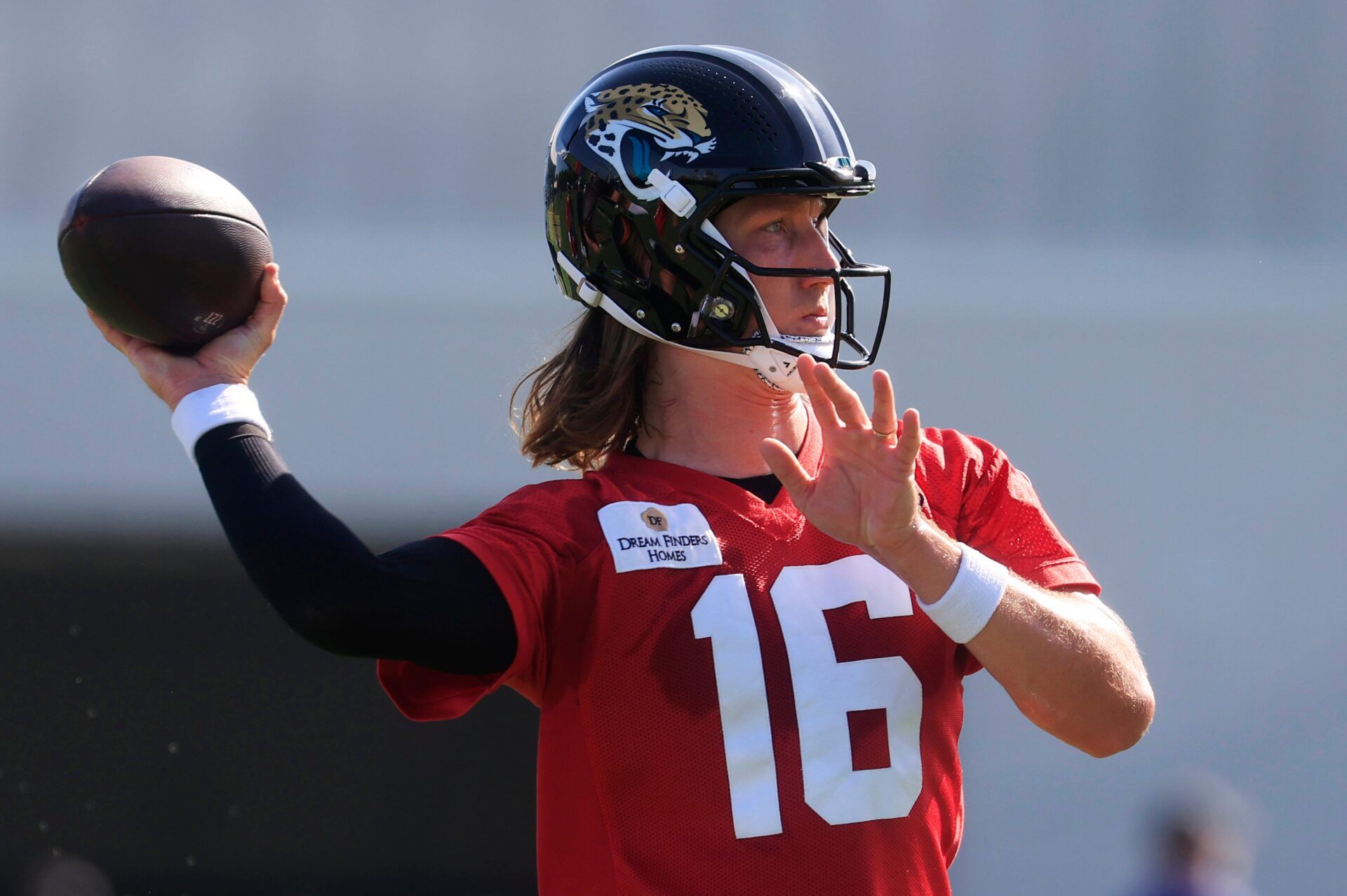 Jacksonville Jaguars quarterback Trevor Lawrence (16) passes the ball during the second mandatory minicamp at Miller Electric Center Wednesday, June 11, 2025 in Jacksonville, Fla.
