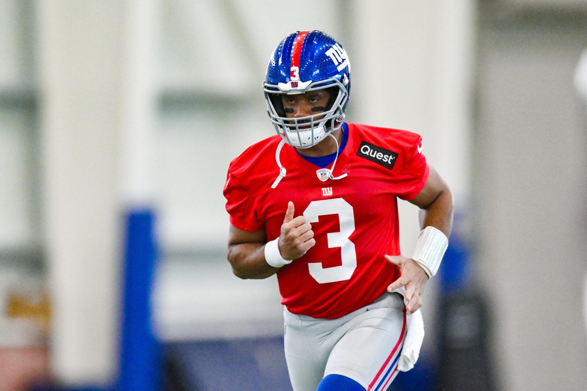 New York Giants quarterback Russell Wilson (3) warms up during minicamp at Quest Diagnostics Training Center.