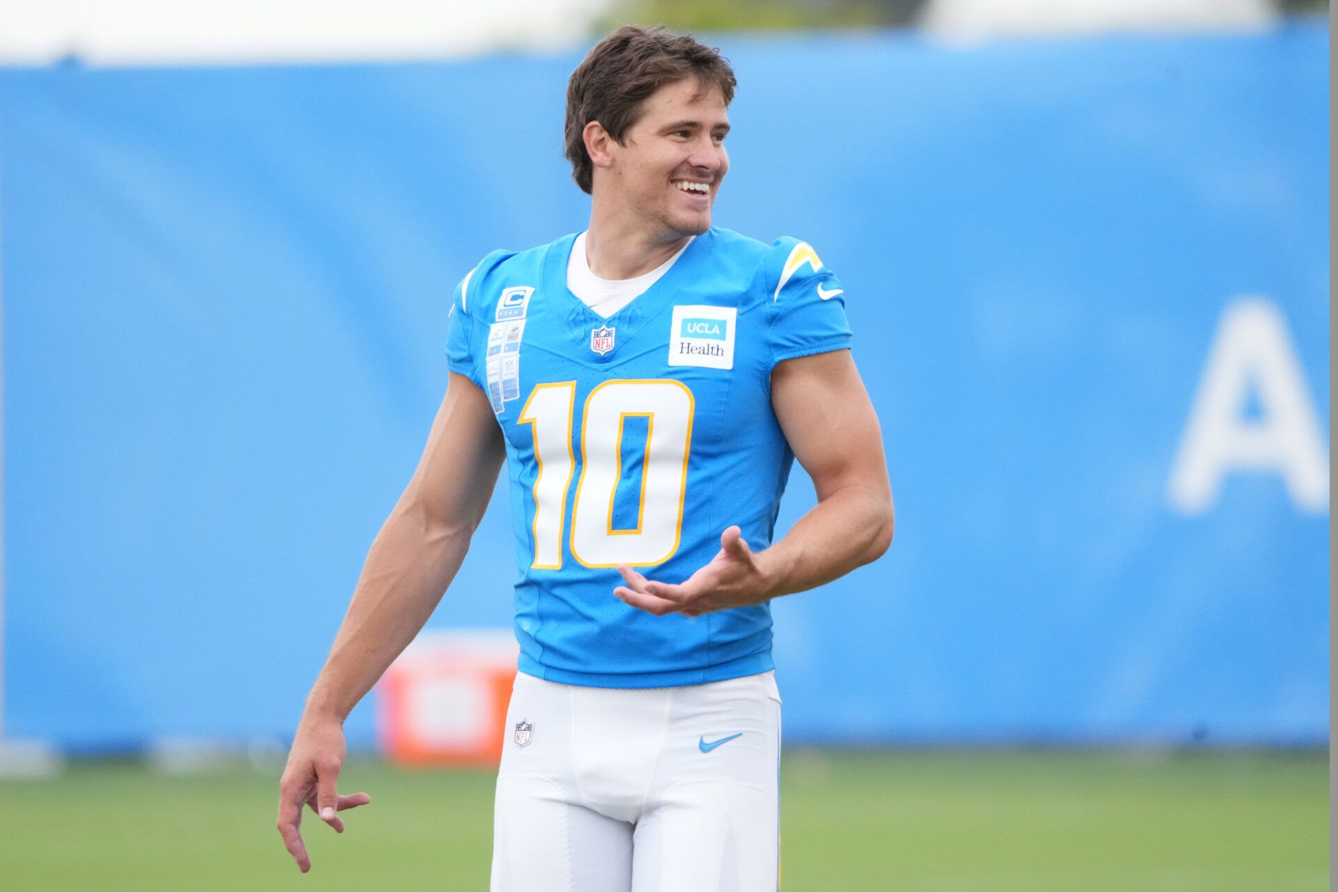 Los Angeles Chargers quarterback Justin Herbert (10) at training camp at The Bolt.
