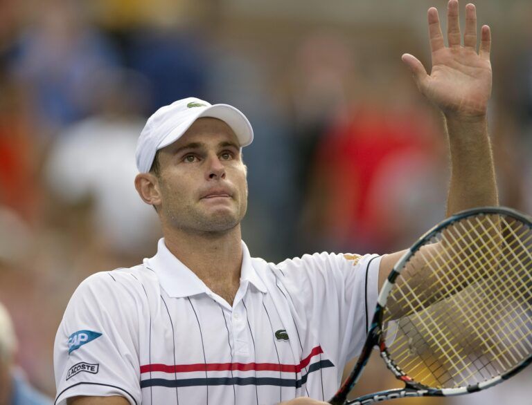 Andy Roddick (USA) waves to the crowd after his match against Juan Martin Del Potro (ARG) day ten of the 2012 US Open at Billie Jean King National Tennis Center.  Del Potro won 6-7, 7-6, 6-2, 6-4.