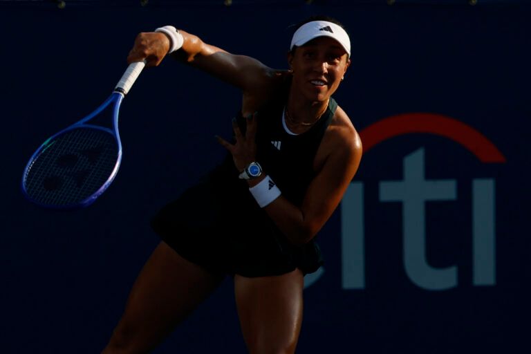 Jessica Pegula (USA) serves against Leylah Fernandez (CAN)(not pictured) in a women's singles match on day four of the Mubadala Citi DC Open at Rock Creek Park Tennis Center.