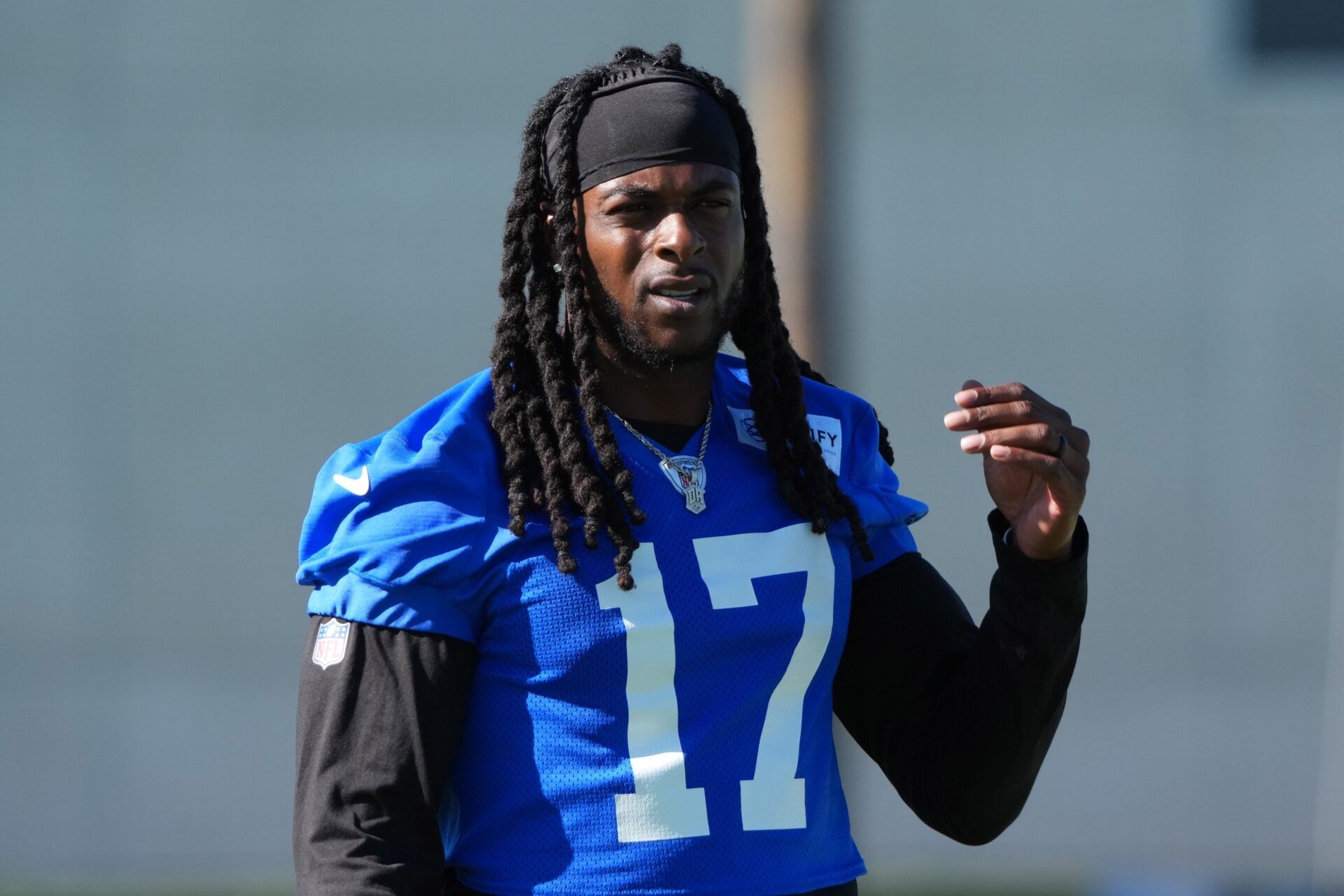 Los Angeles Rams receiver Davante Adams (17) during training camp at Loyola Marymount University.