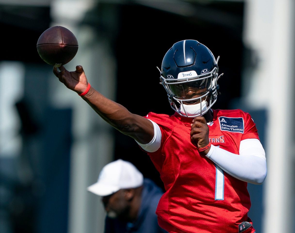 Tennessee Titans quarterback Cam Ward (1) throws during the Tennessee Titans first day of training camp at Ascension Saint Thomas Sports Park in Nashville, Tenn., Wednesday, July 23, 2025.