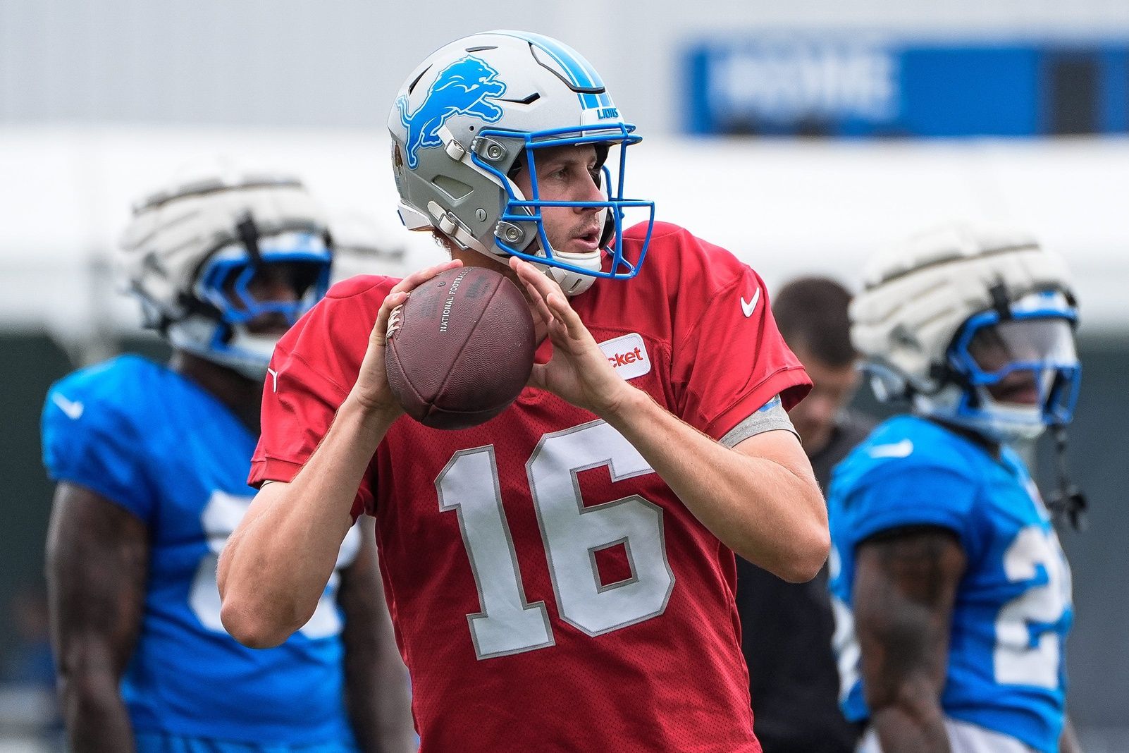 Detroit Lions quarterback Jared Goff practices during training camp at Meijer Performance Center in Allen Park on Saturday, July 26, 2025.