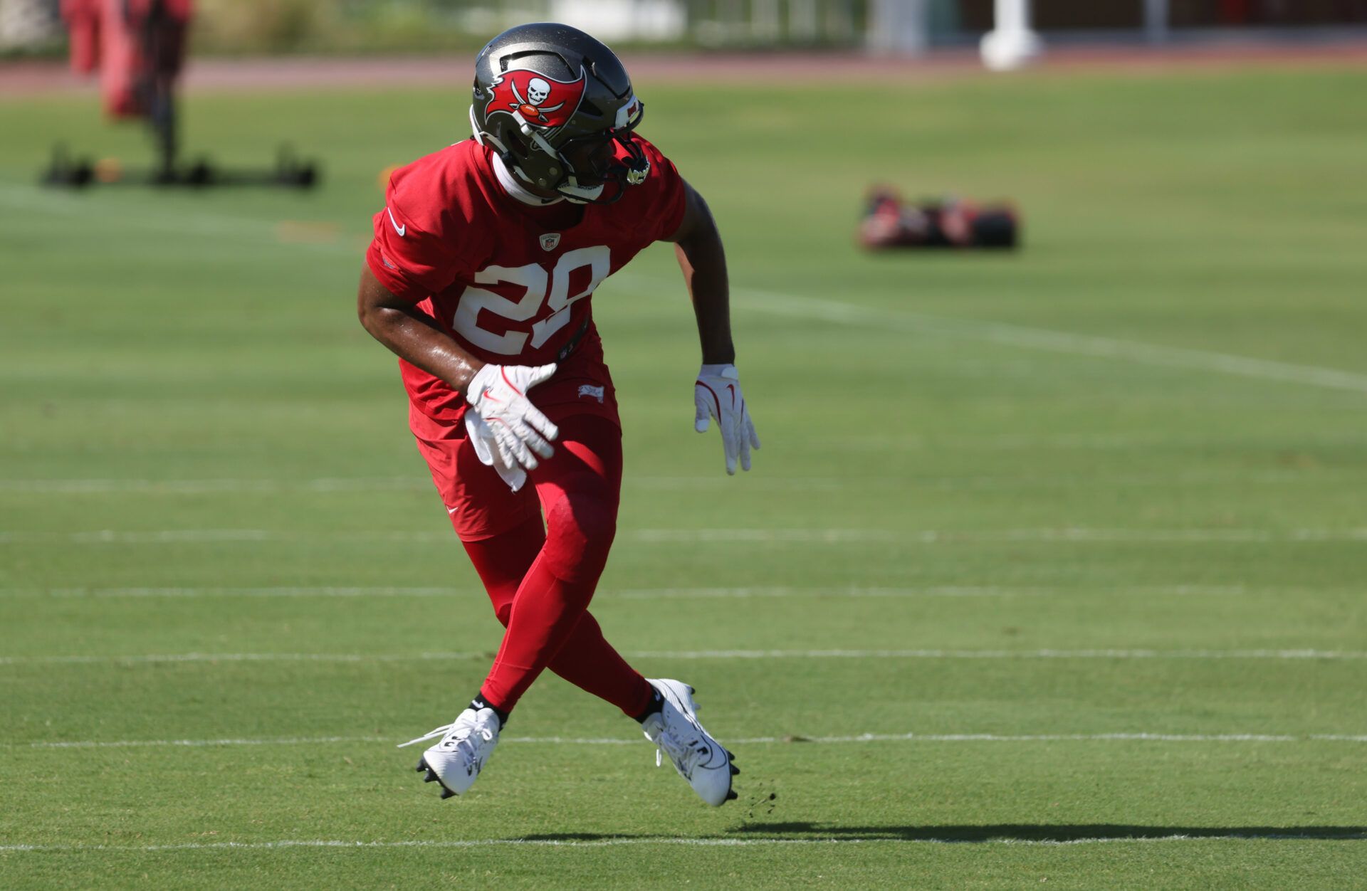 Tampa Bay Buccaneers safety Shilo Sanders (28) works out at One Buc Place.
