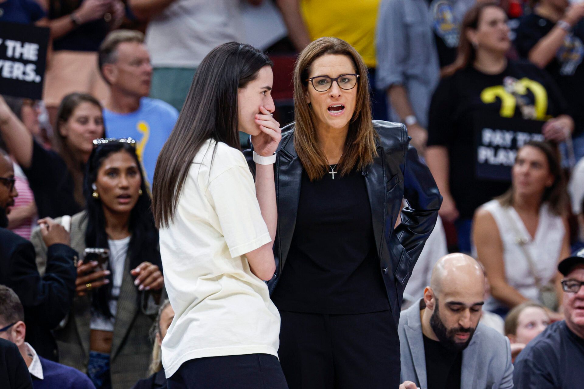 Fever HC Stephanie White Drops Heartbreaking News on Caitlin Clark's Return  Timeline After Groin Injury
