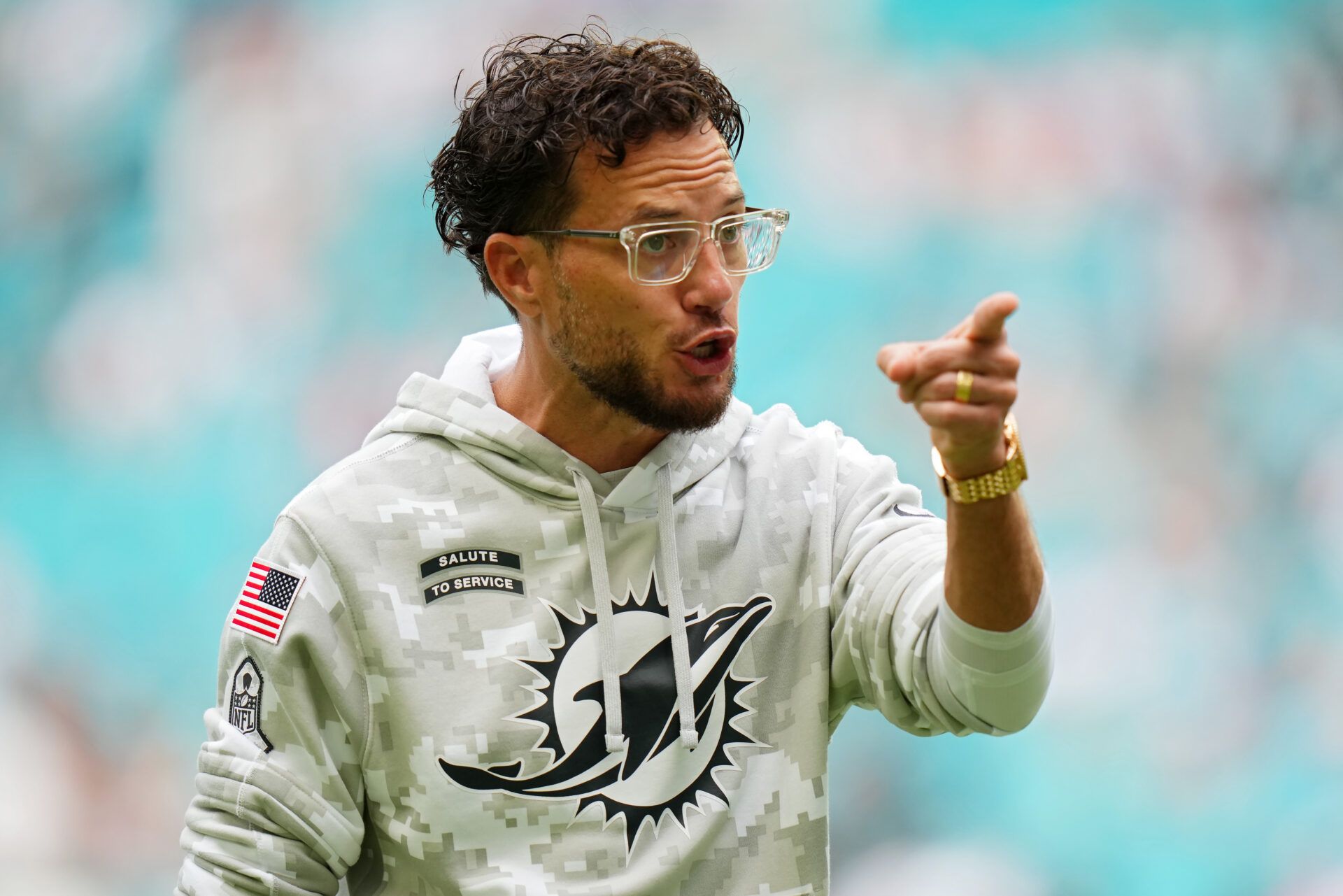 MIAMI GARDENS, FLORIDA - NOVEMBER 17: Head coach Mike McDaniel of the Miami Dolphins reacts prior to a game against the Las Vegas Raiders at Hard Rock Stadium on November 17, 2024 in Miami Gardens, Florida. (Photo by Rich Storry/Getty Images)