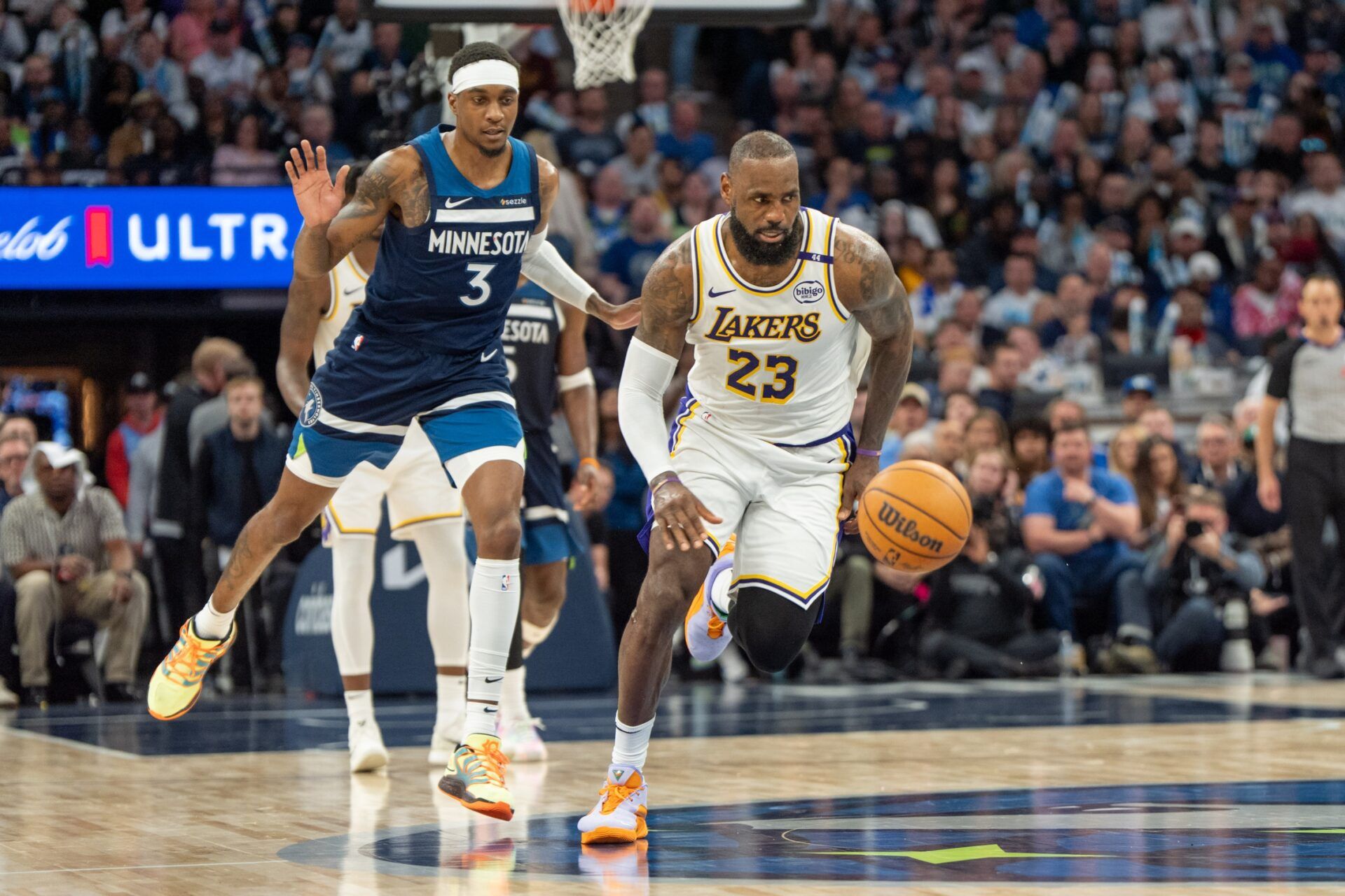 Ascending Western Conference Team Predicted to Pull Off Shocking LeBron James Trade to Become a Contender
